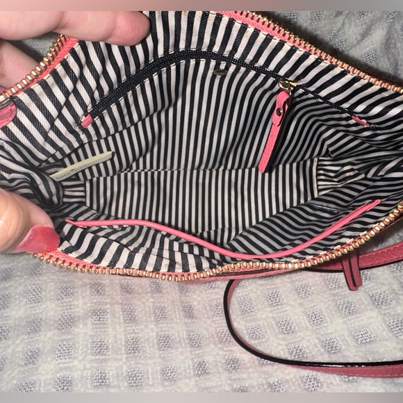 Kate Spade Crossbody Bag - Gently Used - Picture 2 of 7